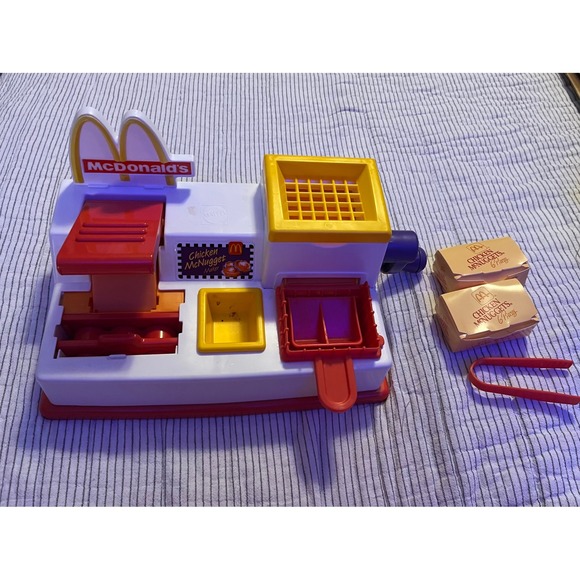 McDonalds McNugget Snack Maker 1993 Happy Meal Magic Toy Kitchen Pretend Play - Picture 2 of 10